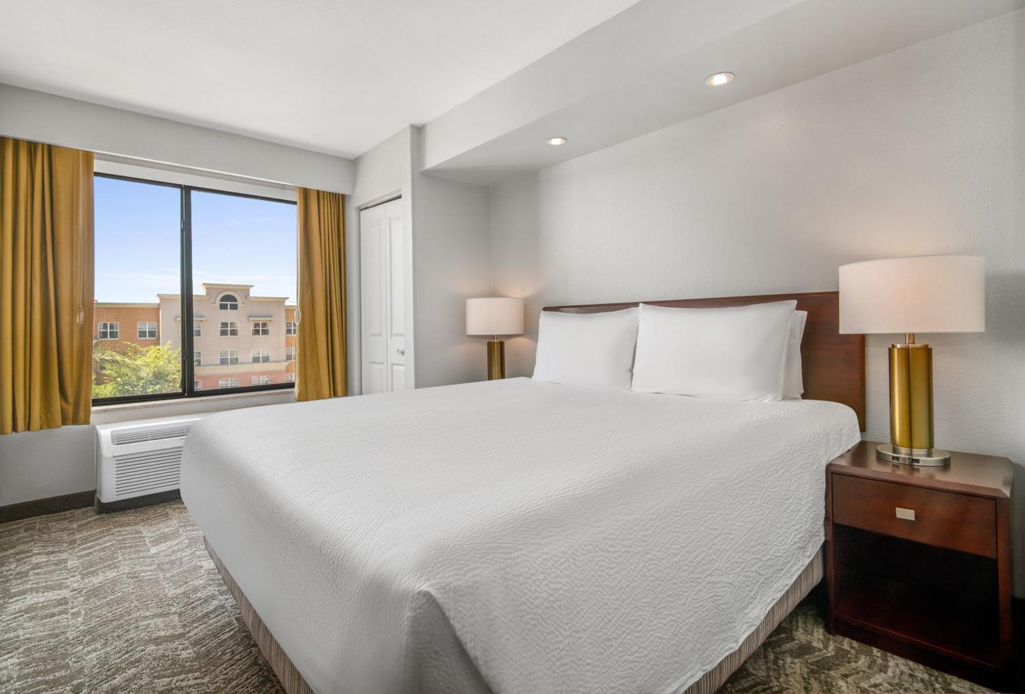 SpringHill Suites Phoenix Glendale Sports&Entertainment District Buitenkant foto